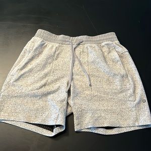 Lululemon at ease shorts
